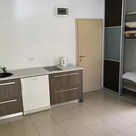 Appartement With Parking Space Supetar, Brac - 21110 Supetar
