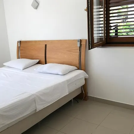 With Parking Space Supetar, Brac - 21110 Appartement